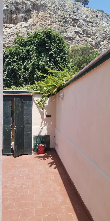 Ferienwohnung Monolocale I Delfini Mondello Exterior foto