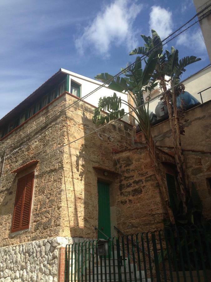 Ferienwohnung Monolocale I Delfini Mondello Exterior foto